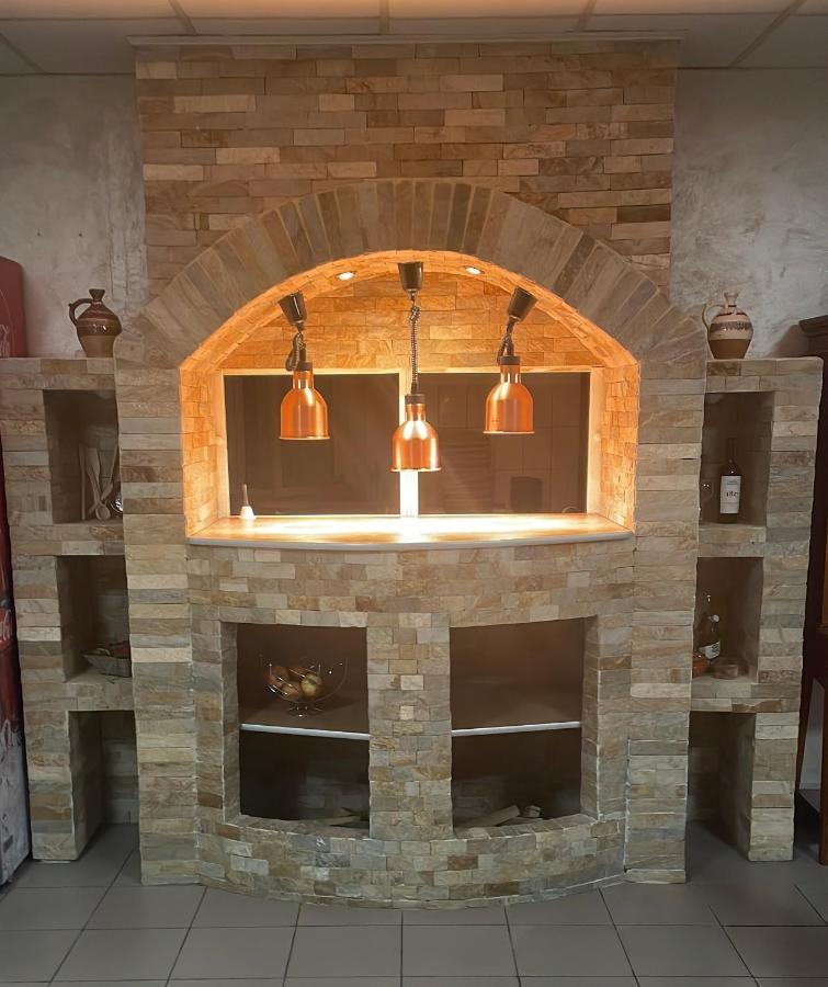 Km 80 Restaurant & Hotel Mavrodolu 외부 사진